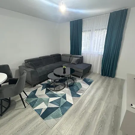 Sweet Apartment *